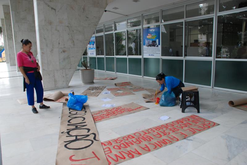 GREVE (sexta-feira)